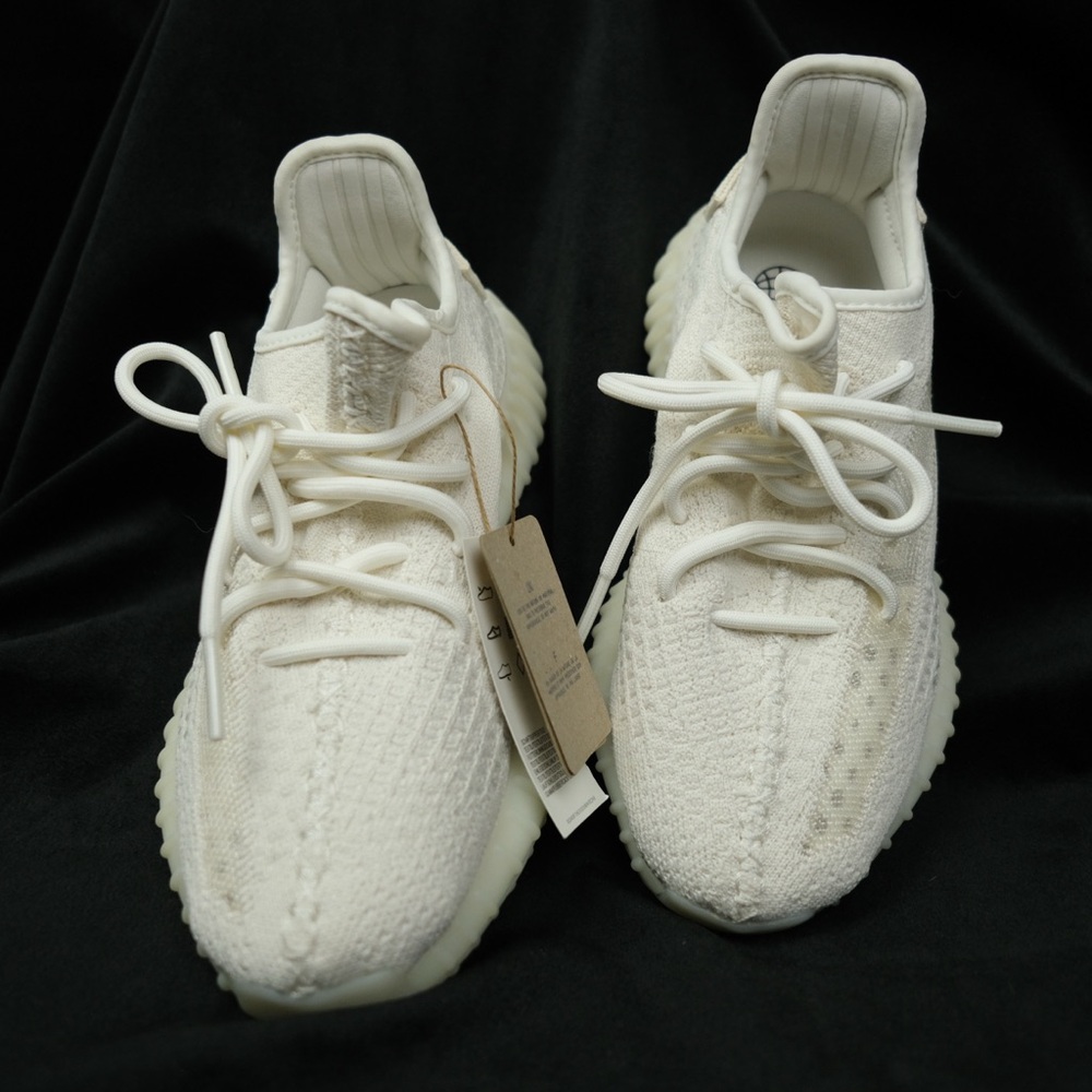 NWT Adidas Yeezy Boost 350 V2 sneakers in the all-white colorway. Size 6